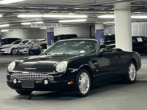 Used 2003 Ford Thunderbird RWD image 3
