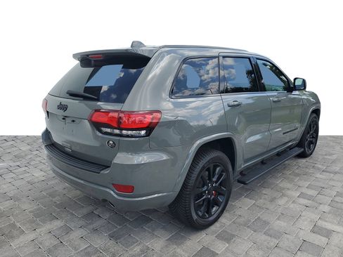Used 2021 Jeep Grand Cherokee Laredo X AWD/4WD image 6