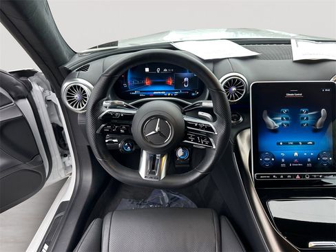 Used 2022 Mercedes-Benz SL 55 AMG 4MATIC image 12