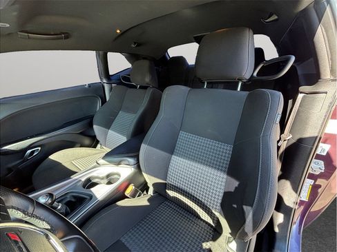 Used 2020 Dodge Challenger R/T w/ Blacktop Package image 18