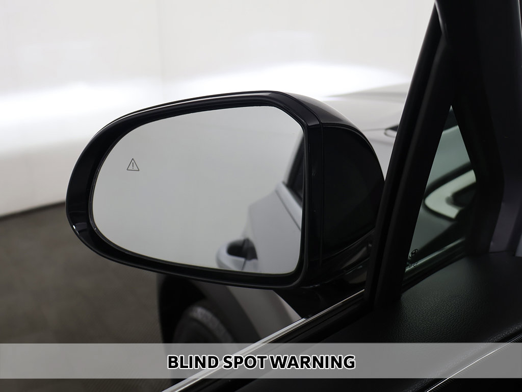 Used 2022 Hyundai Santa Fe XRT FWD image 5