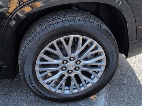 New 2026 GMC Acadia Denali w/ Super Cruise Package image 34