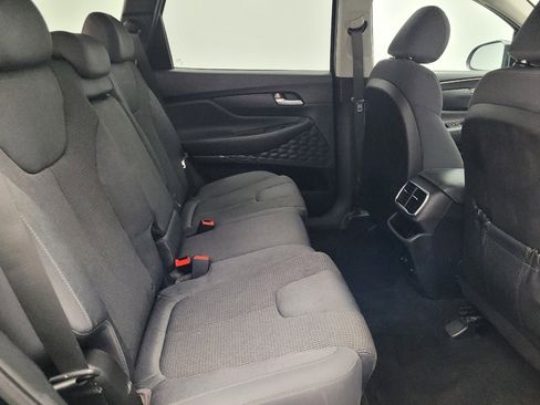 Used 2019 Hyundai Santa Fe SE image 19