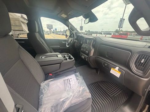 New 2026 Chevrolet Silverado 2500 Custom w/ Custom Value Package AWD/4WD image 19