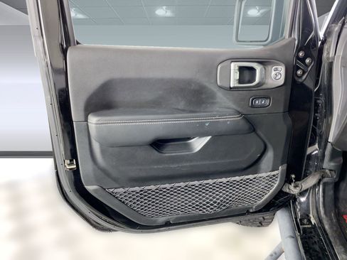 Used 2021 Jeep Wrangler Unlimited Rubicon image 18