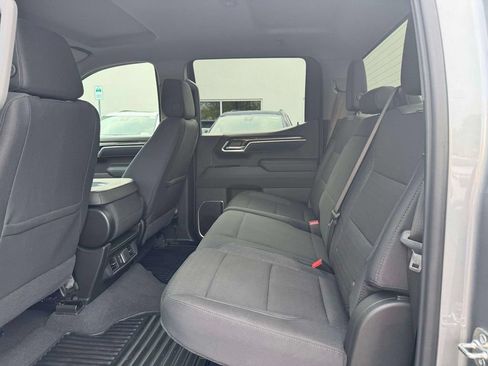 Used 2026 Chevrolet Silverado 1500 LT AWD/4WD image 14