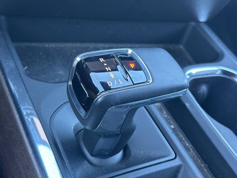 Used 2025 Chevrolet Silverado 1500 High Country AWD/4WD image 31