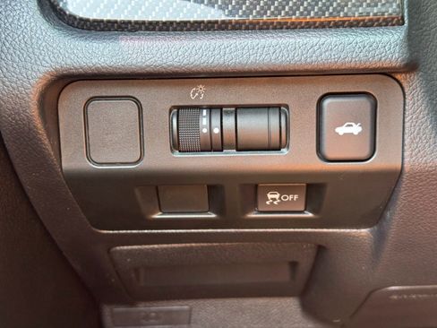 Used 2018 Subaru WRX Premium AWD/4WD image 17