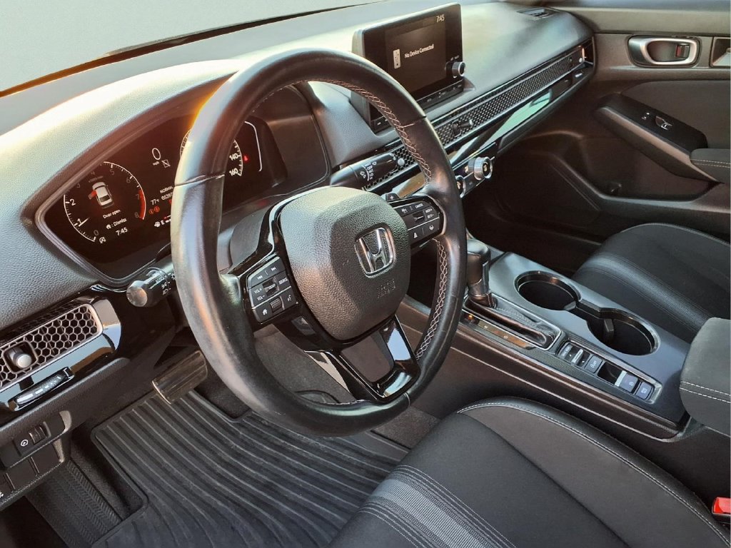 Used 2023 Honda Civic Sport image 16
