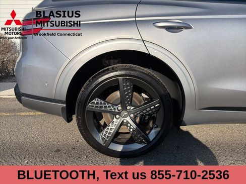 Used 2025 Genesis GV70 3.5T Sport w/ Sport Advanced Package image 11