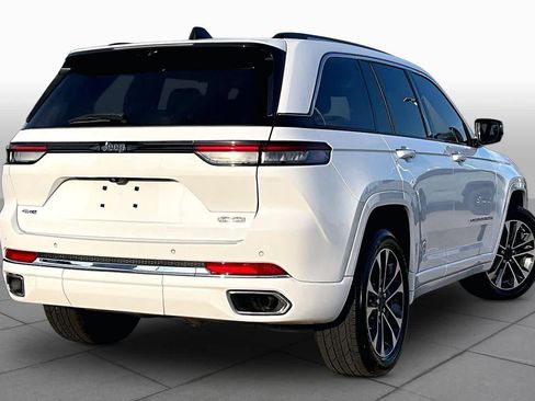 Used 2023 Jeep Grand Cherokee Overland w/ Advanced Protech Group III AWD/4WD image 13