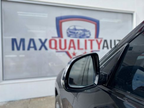 Used 2019 BMW X7 xDrive50i w/ M Sport Package image 69