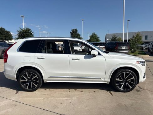 Used 2023 Volvo XC90 B6 Plus w/ Protection Package Premier AWD/4WD image 4