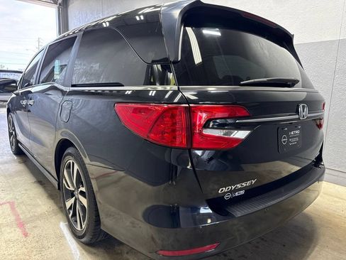 Used 2023 Honda Odyssey Touring image 8