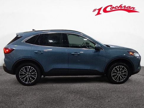 New 2026 Ford Escape SE w/ PHEV Premium Package image 8