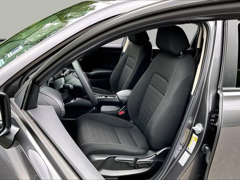 Certified 2024 Honda HR-V LX image 15