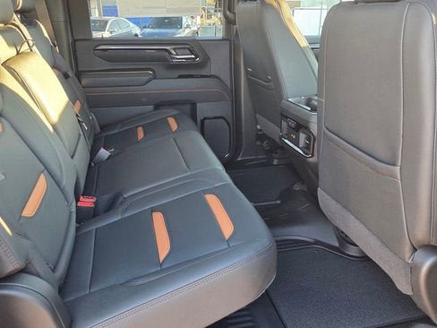 Used 2026 GMC Sierra 2500 AT4 AWD/4WD image 14