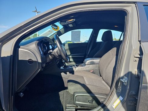 Used 2023 Dodge Charger SXT image 10