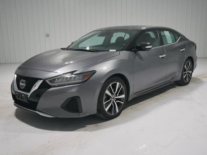 Used 2023 Nissan Maxima SV w/ Floor Mat Group