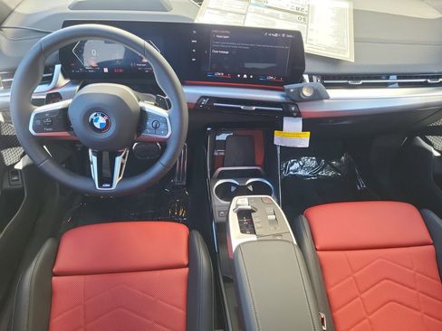 Certified 2025 BMW X2 xDrive28i w/ Technology Package AWD/4WD image 32