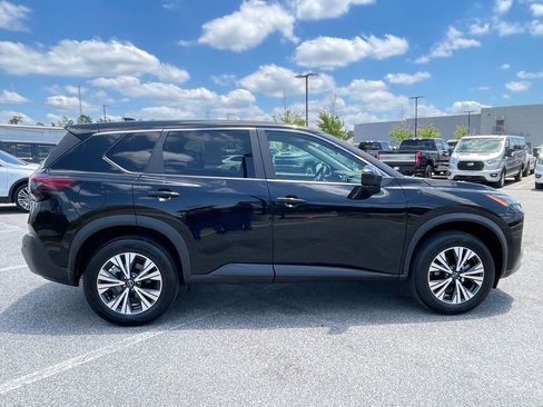 Used 2023 Nissan Rogue SV AWD/4WD image 19