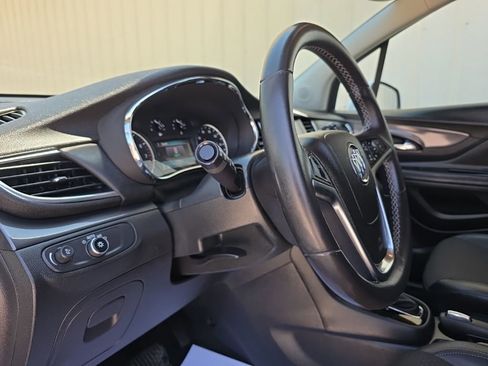 Used 2019 Buick Encore Preferred AWD/4WD image 14