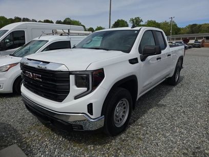 Used 2025 GMC Sierra 1500 Pro w/ Pro Value Package