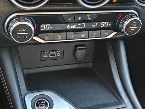 Used 2023 Nissan Sentra SR w/ SR Premium Package image 21