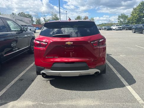 Used 2020 Chevrolet Blazer LT w/ Sound & Technology Package AWD/4WD image 3