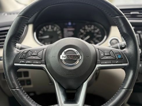 Used 2020 Nissan Rogue Sport SL image 18
