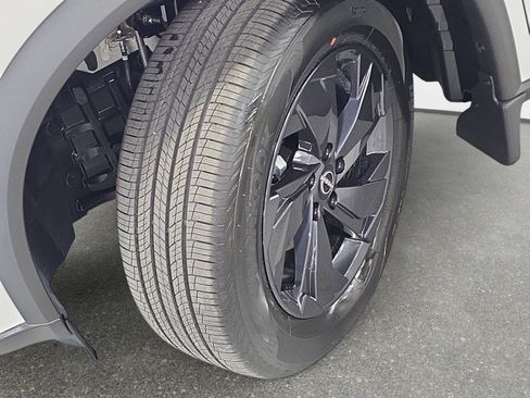 New 2026 Nissan Rogue SV w/ Cold Weather Package AWD/4WD image 30