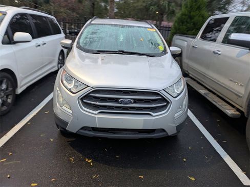 Used 2018 Ford EcoSport SE image 2