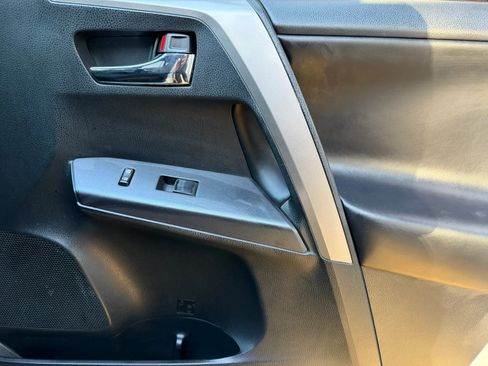 Used 2018 Toyota RAV4 XLE w/ Plus Extra Value Package image 15