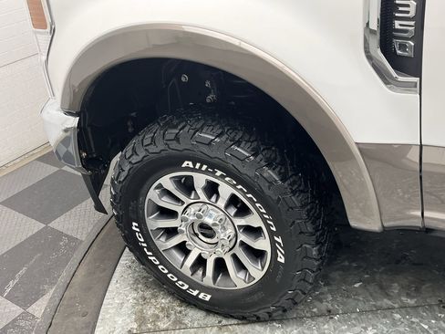 Used 2022 Ford F350 Lariat w/ Lariat Ultimate Package image 38