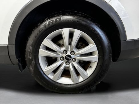 Used 2017 Lincoln MKX Premiere image 44