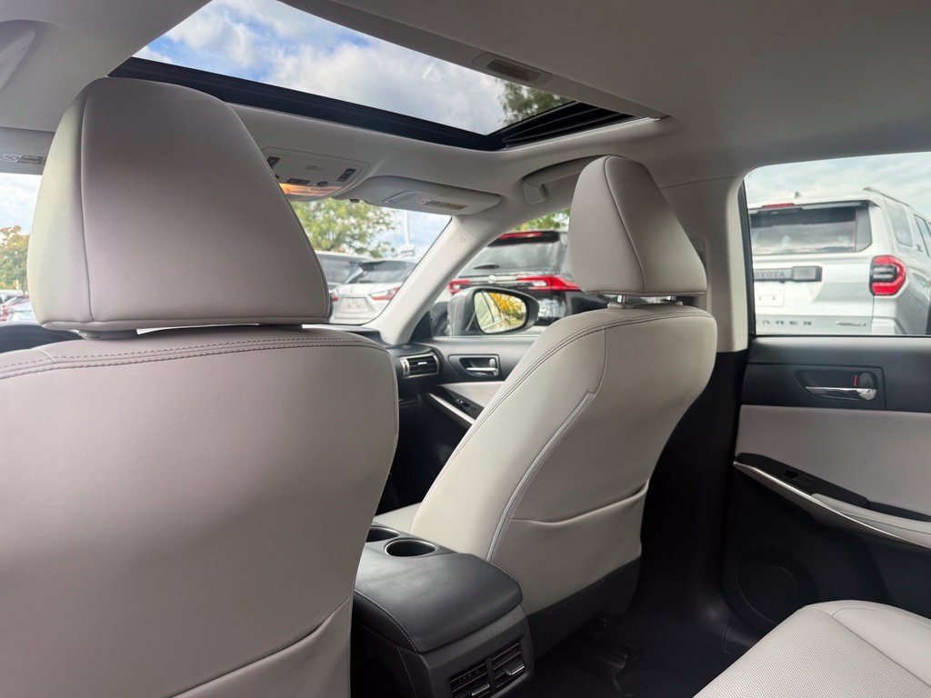Used 2015 Lexus IS 250 AWD w/ Navigation System Package image 15
