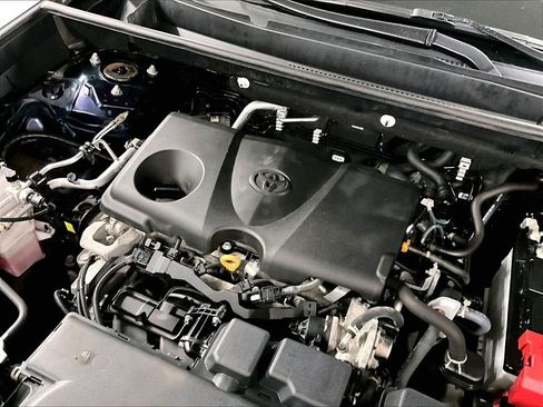 Certified 2024 Toyota RAV4 XLE FWD image 33