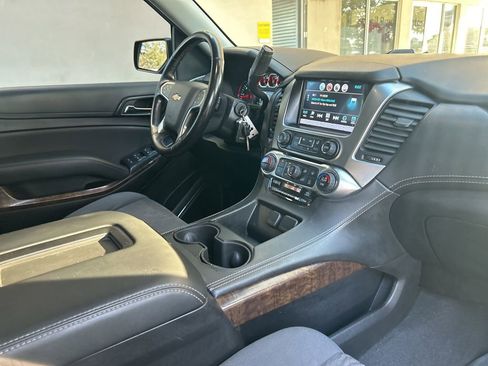 Used 2019 Chevrolet Suburban LS w/ Enhanced Driver Alert Package image 20