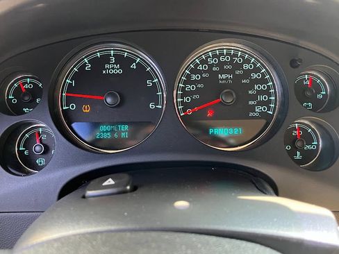 Used 2008 Chevrolet Tahoe LT AWD/4WD image 13