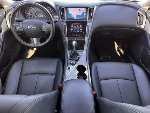 Used 2017 INFINITI Q50 Signature Edition w/ Cargo Package (L95) image 11