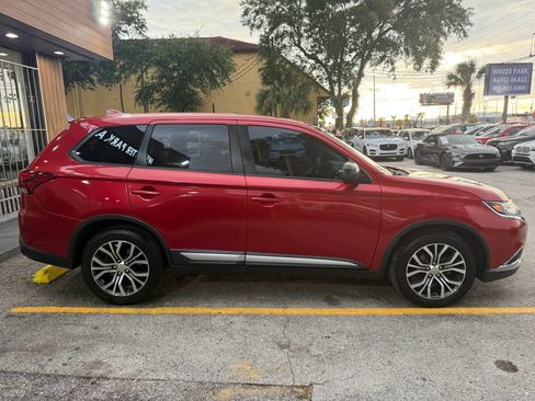 Used 2017 Mitsubishi Outlander ES FWD image 5