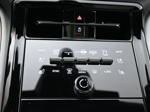 Certified 2026 Porsche Panamera 4 AWD/4WD image 19