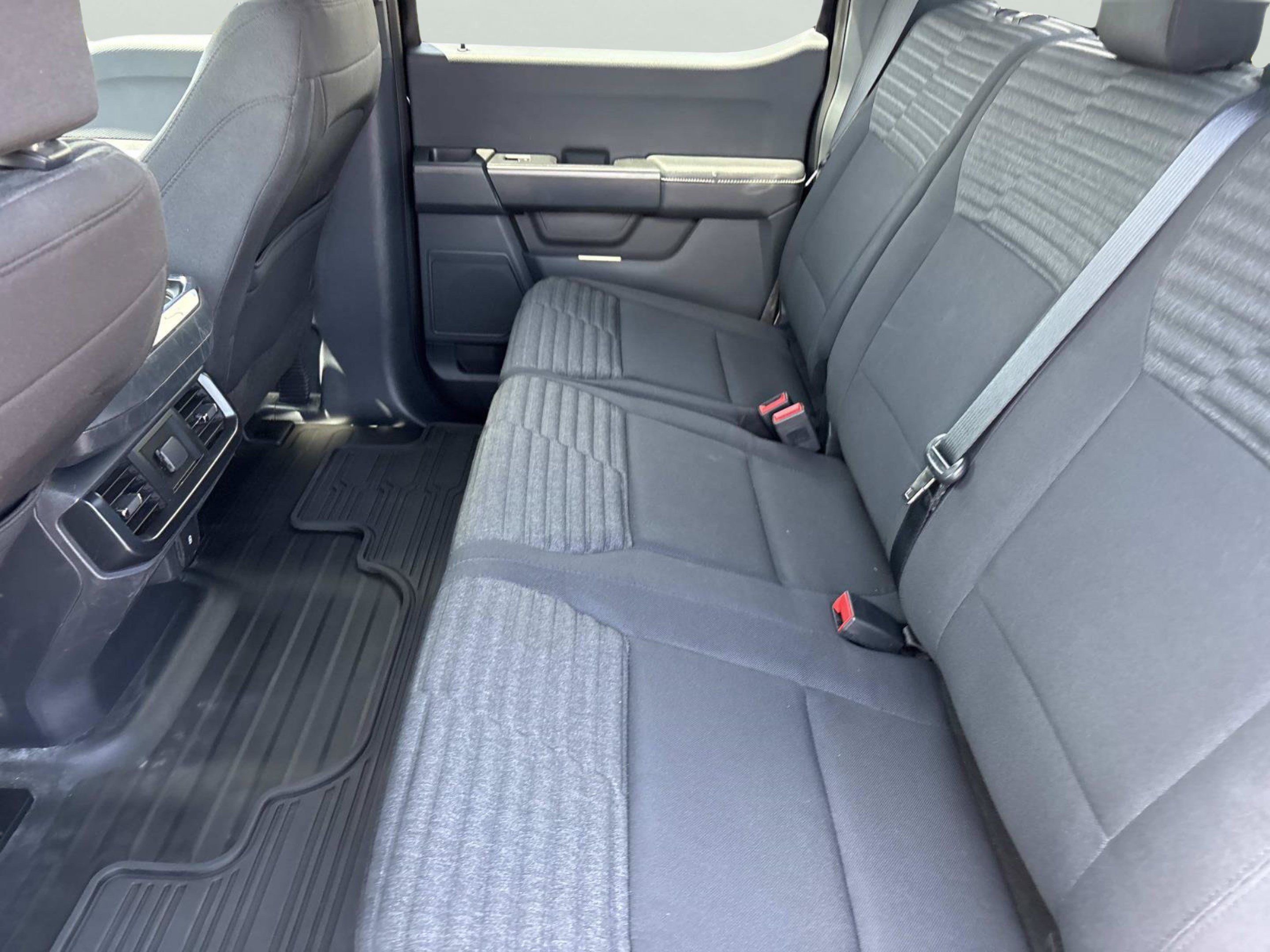 Used 2022 Ford F150 XL w/ STX Appearance Package RWD image 14