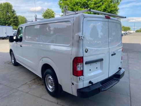 Used 2018 Nissan NV 1500 S RWD image 4