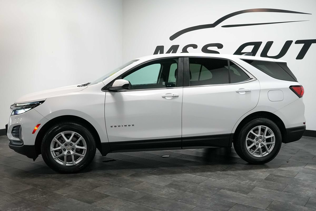 Used 2023 Chevrolet Equinox LT FWD image 3