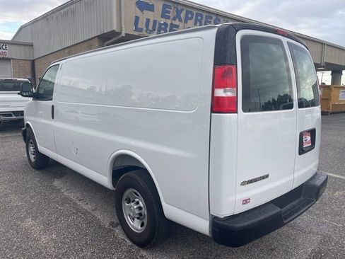 New 2025 Chevrolet Express 2500 w/ Driver Convenience Package image 18
