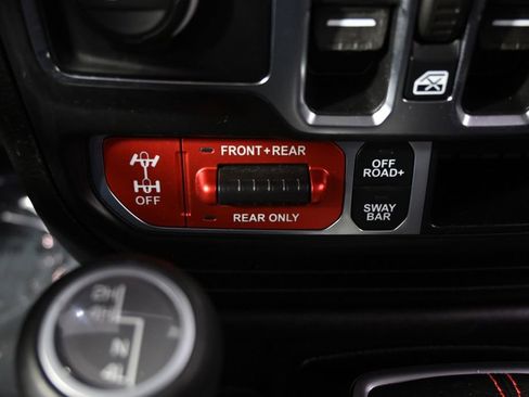 Used 2020 Jeep Gladiator Rubicon image 32