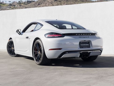 New 2025 Porsche 718 Cayman S RWD image 3