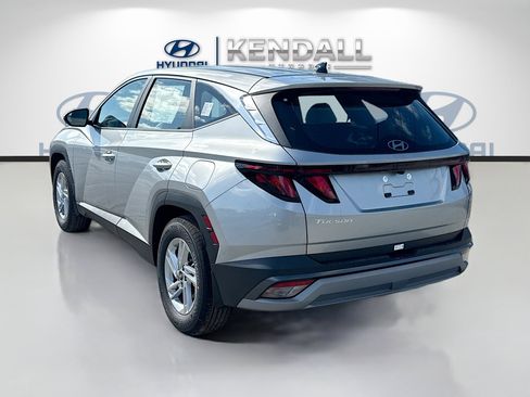 New 2026 Hyundai Tucson SE image 4