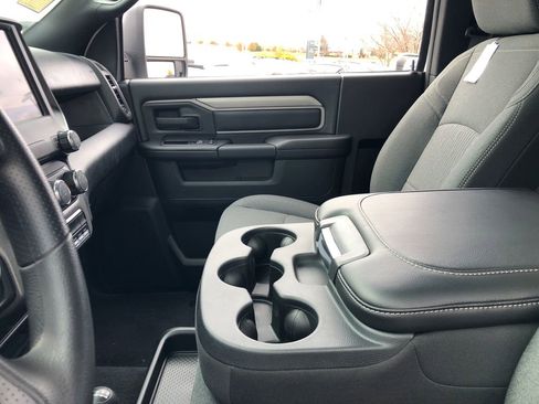 New 2024 RAM 2500 Tradesman w/ Chrome Appearance Group image 15